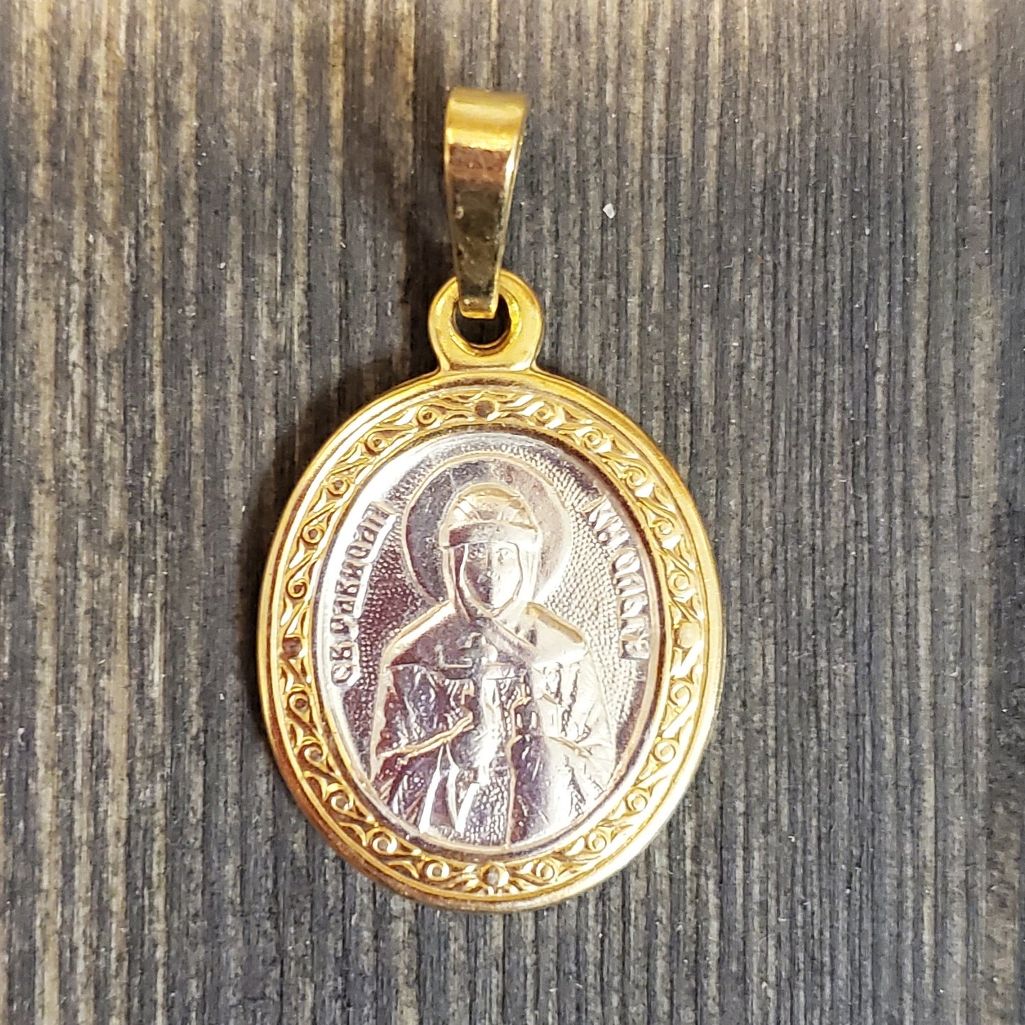 Pendentif collier icône Sainte Olga. Сharm chrétien