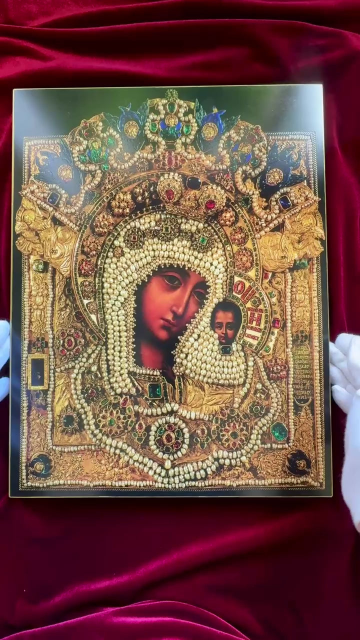 Kazan Mother of God icon – 17th Century Orthodox Relic from the Moscow Kremlin